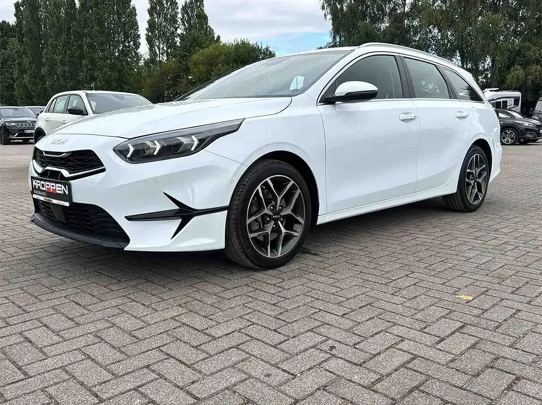Kia Ceed SW / cee'd SW DCT Spirit - foto 1