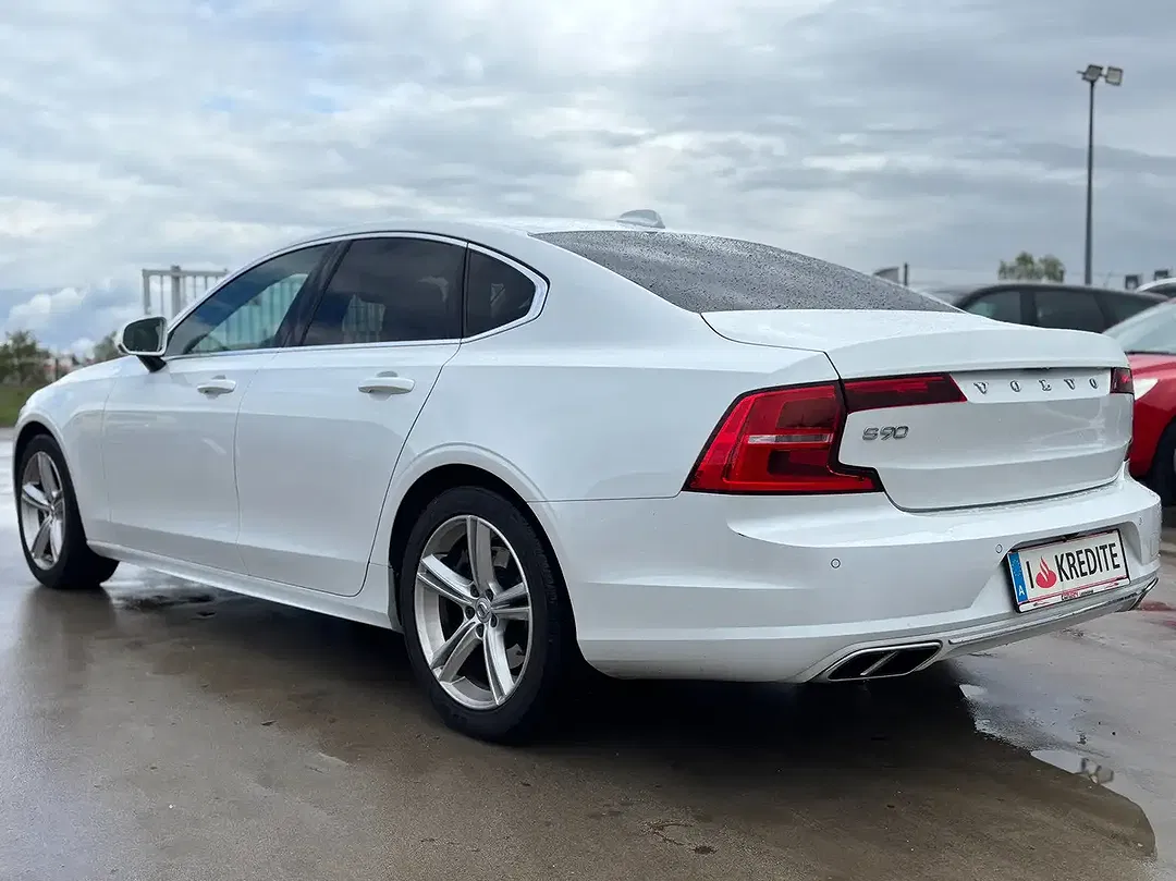 Volvo S90 AWD Momentum Pro - foto 2