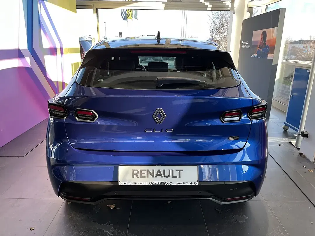 Renault Clio E-Tech Hybrid Evolution - Thumbnail 13