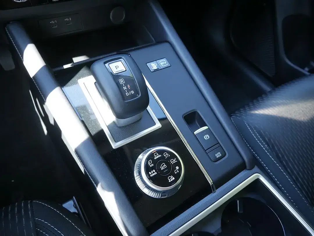 Mitsubishi Outlander 2.4 PHEV Hybrid Basis - foto 15