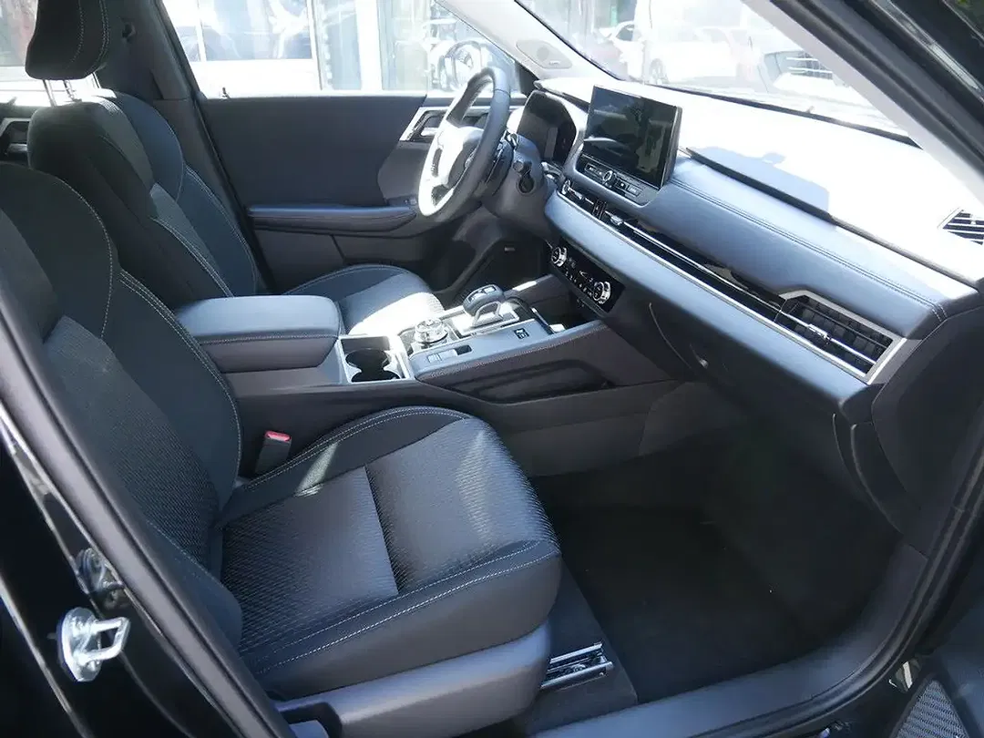 Mitsubishi Outlander 2.4 PHEV Hybrid Basis - Thumbnail 7