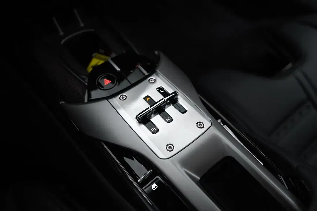 Ferrari 12 Cilindri - Thumbnail 9
