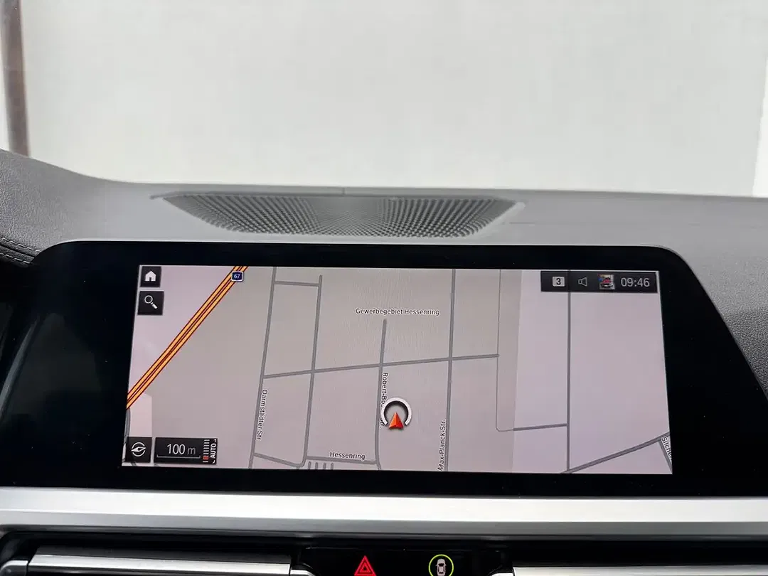 BMW M3 xDrive M Sport - Thumbnail 11