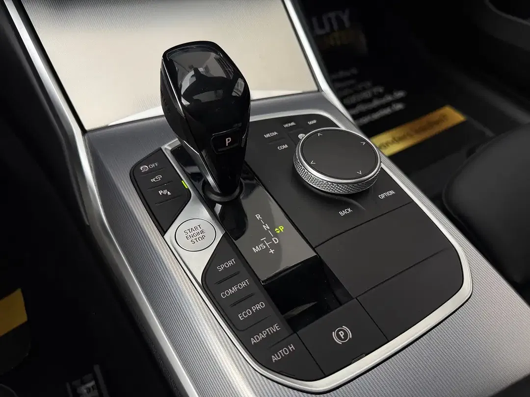 BMW M3 xDrive M Sport - Thumbnail 13