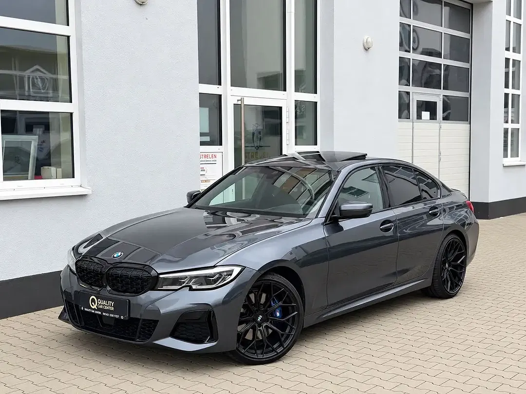 BMW M3 xDrive M Sport - Thumbnail 2