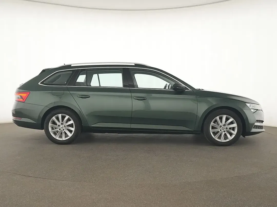 Skoda Superb Style - Thumbnail 3