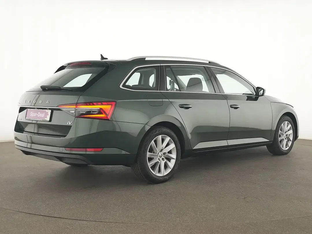 Skoda Superb Style - Thumbnail 4