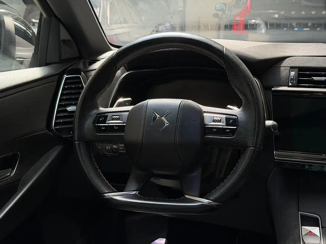 DS Automobiles DS 7 Crossback - Thumbnail 12