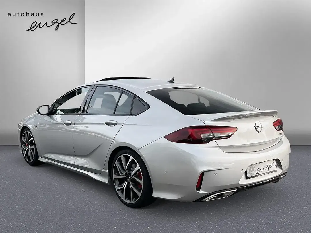 Opel Insignia 4x4 GSi - Thumbnail 6