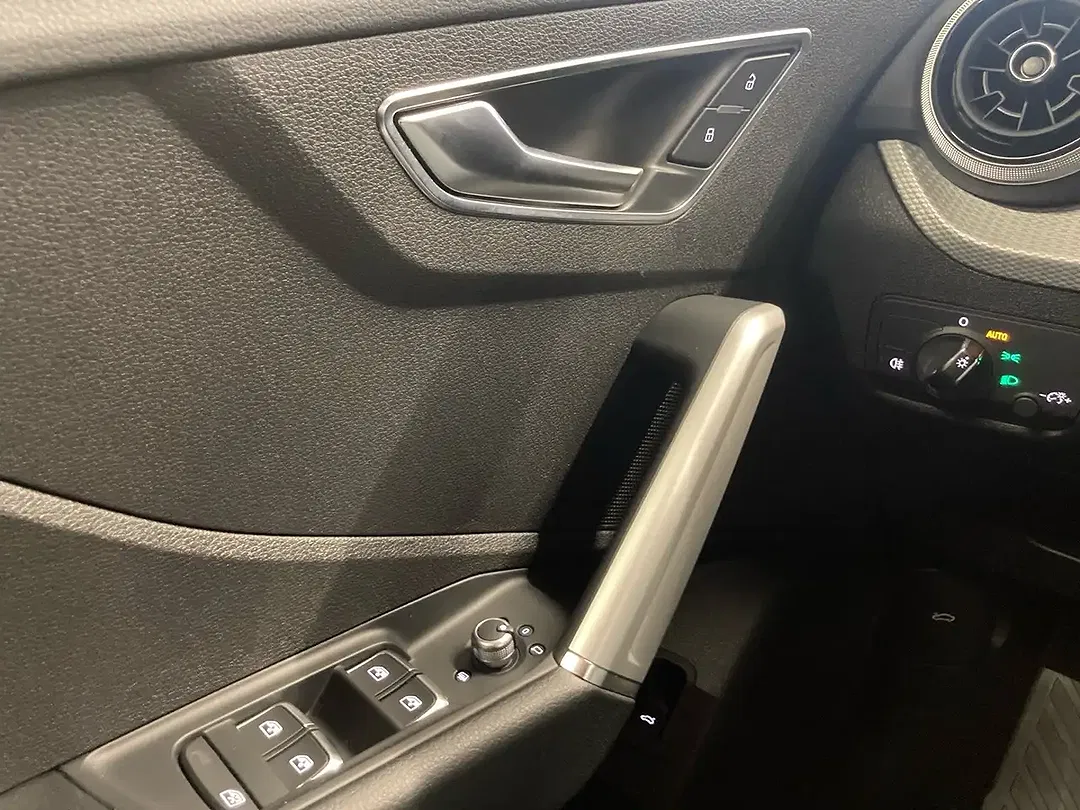Audi Q2 35 TDI S tronic advanced - Thumbnail 14
