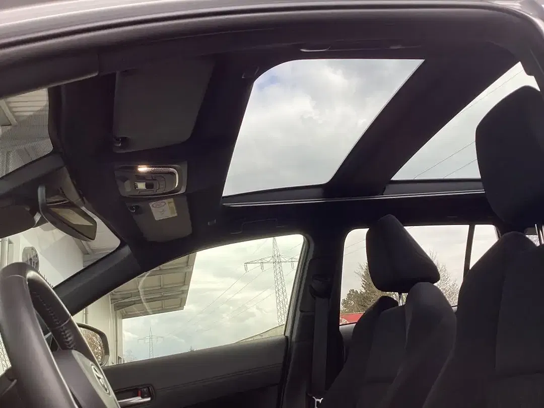 Toyota Corolla Cross VVT-i Hybrid Team Deutschland - Thumbnail 11