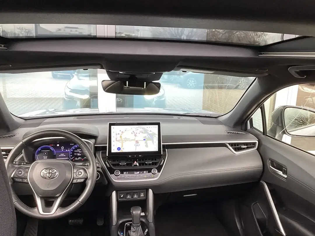 Toyota Corolla Cross VVT-i Hybrid Team Deutschland - Thumbnail 12