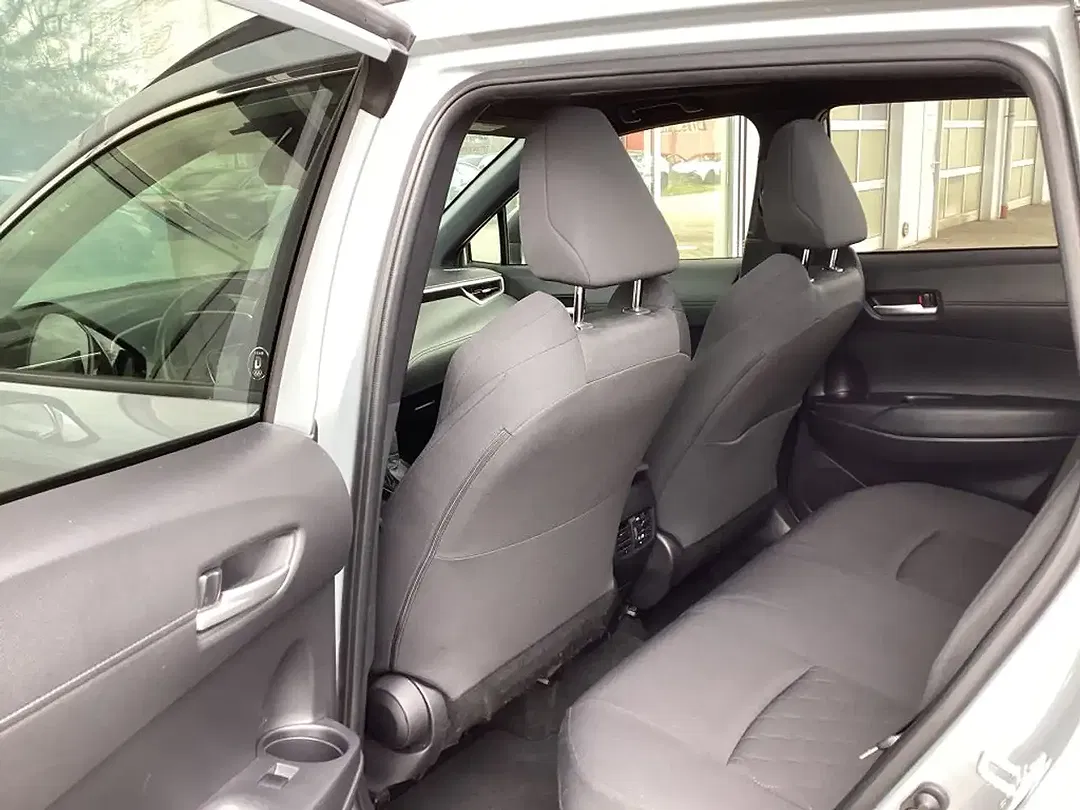 Toyota Corolla Cross VVT-i Hybrid Team Deutschland - Thumbnail 9