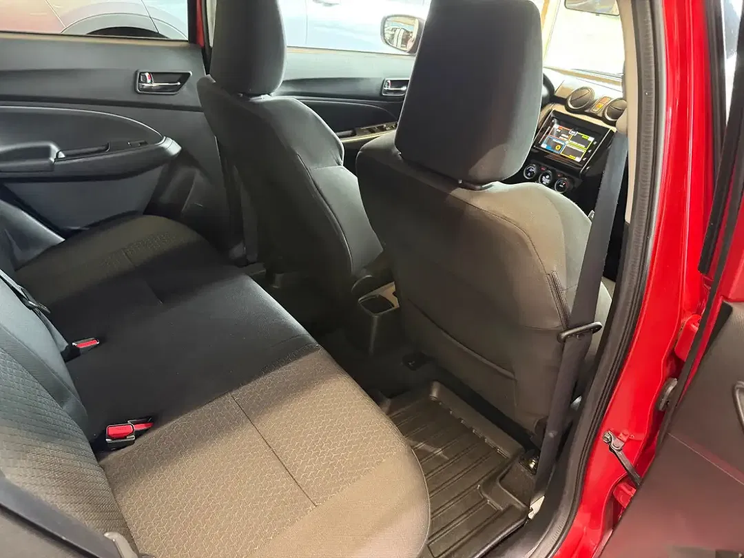 Suzuki Swift MHEV 1.2 Dualjet Comfort+ - Thumbnail 15