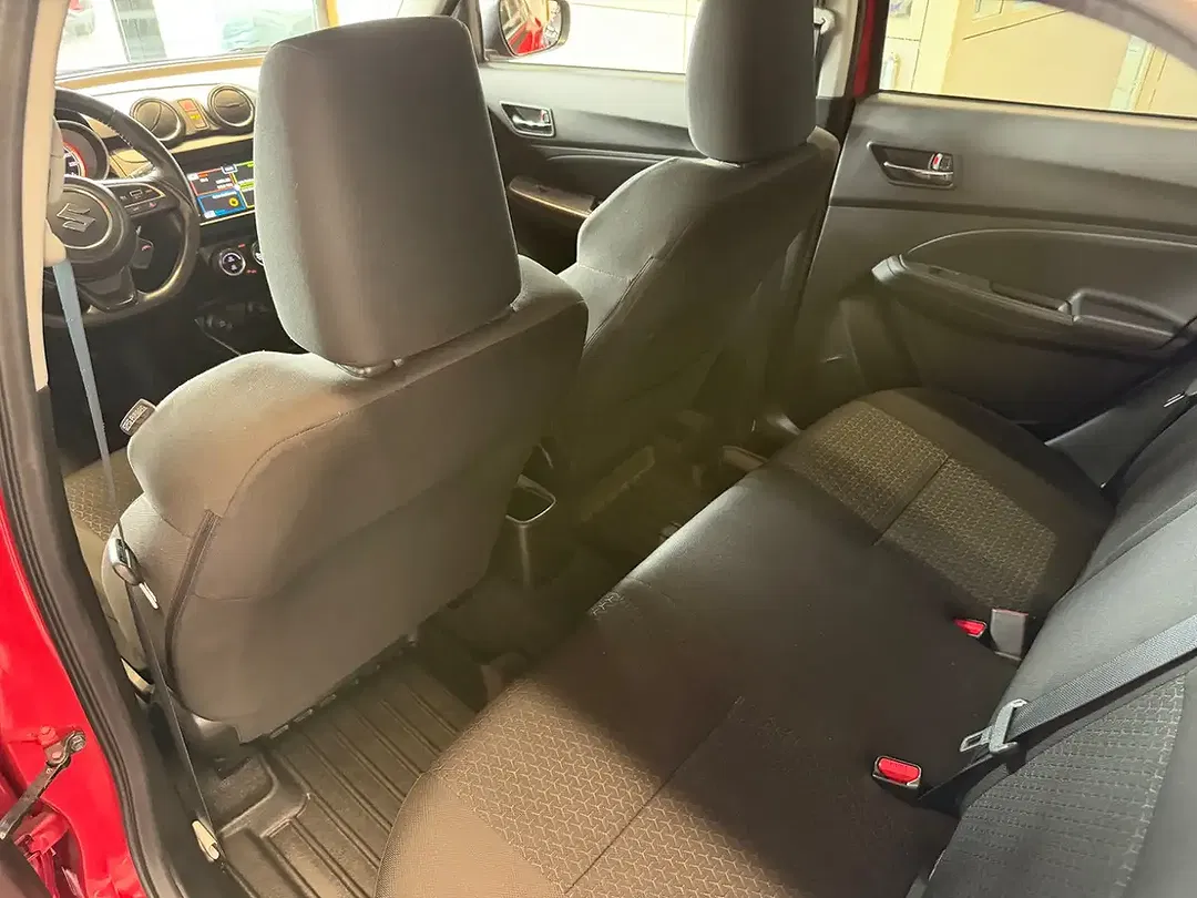 Suzuki Swift MHEV 1.2 Dualjet Comfort+ - Thumbnail 17