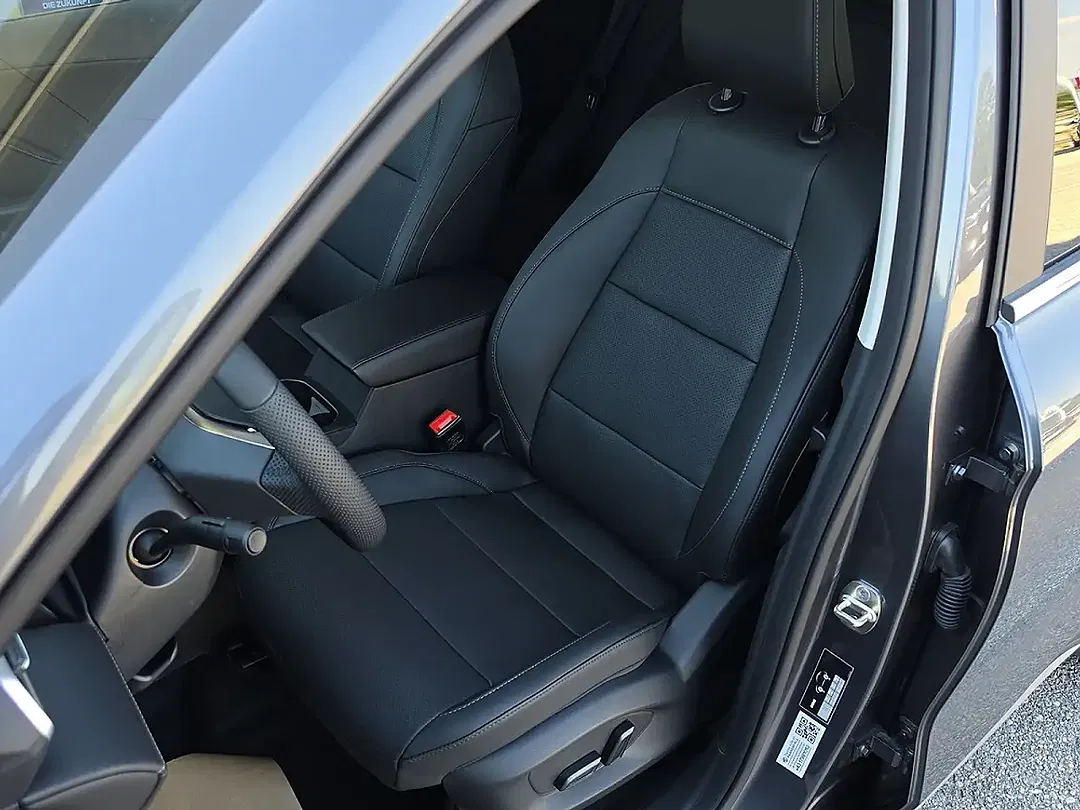 MG ZS 1.5 Hybrid+ Luxury - Thumbnail 11