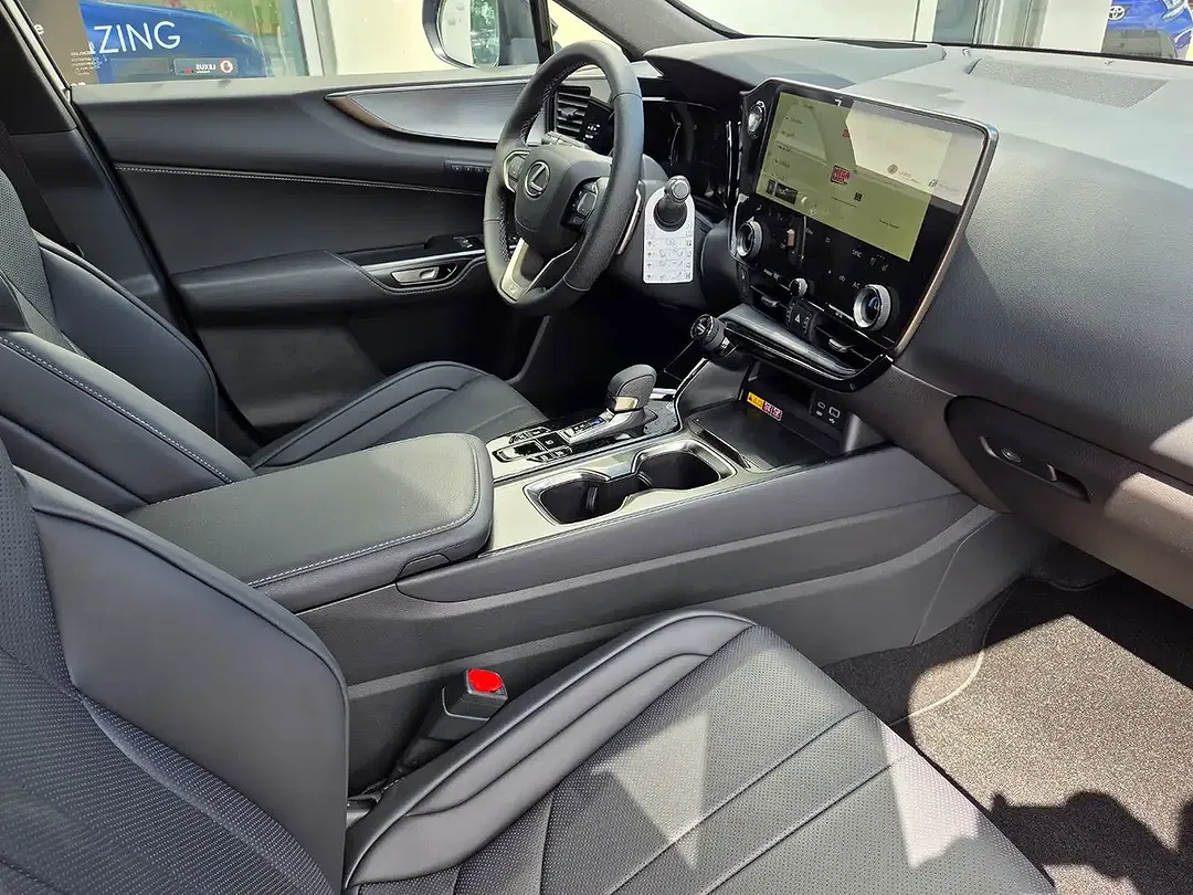 Lexus NX 450h+ F SPORT - Thumbnail 12