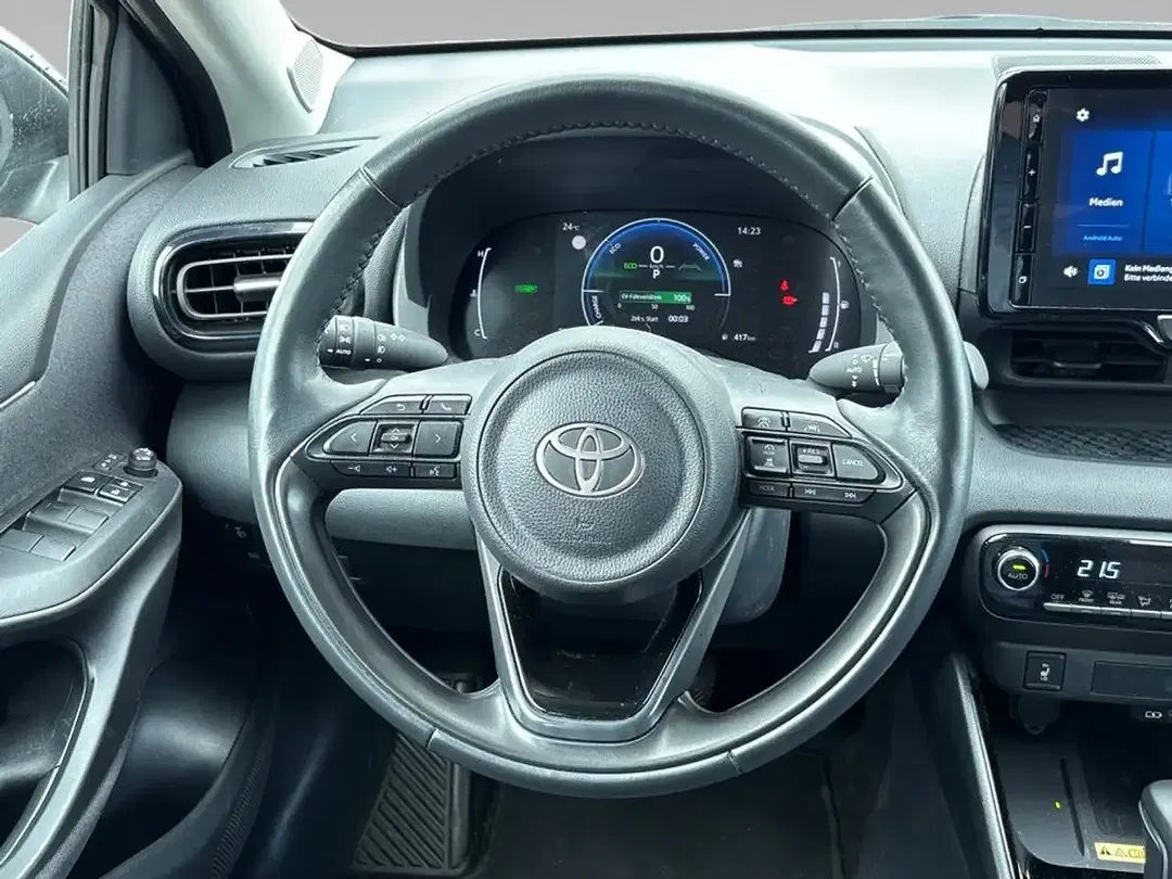Toyota Yaris 1.5 Hybrid Team Deutschland - Thumbnail 13