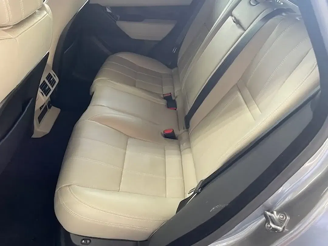 Land Rover Range Rover Velar R-Dynamic S - Thumbnail 10
