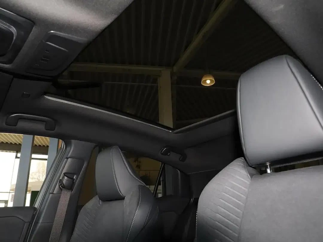 Toyota C-HR 4x4 Lounge - Thumbnail 15