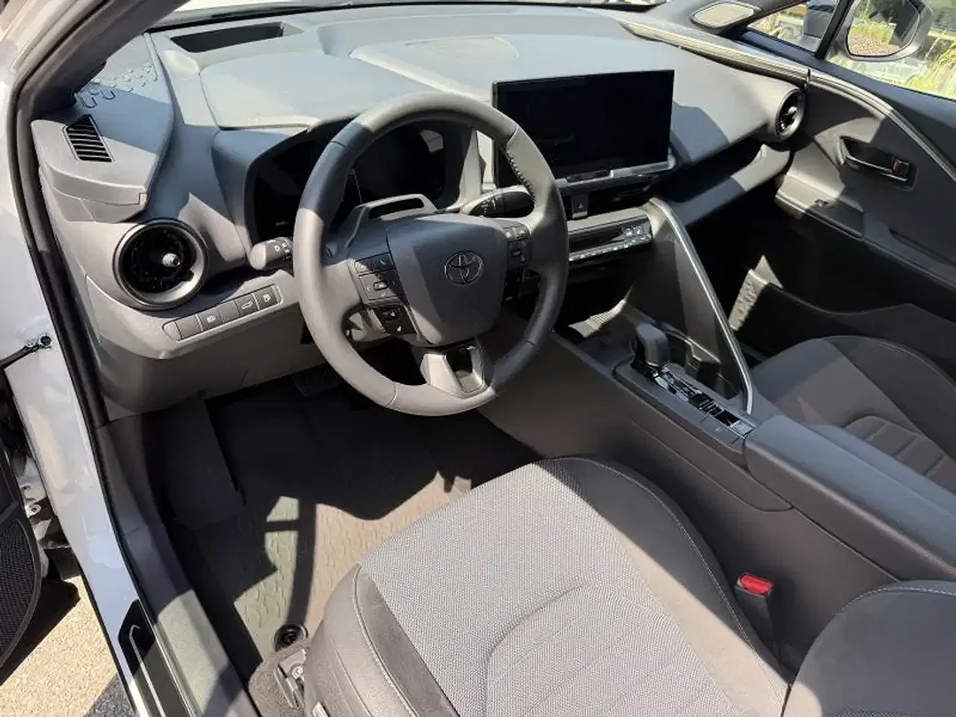 Toyota C-HR Premium - Thumbnail 11