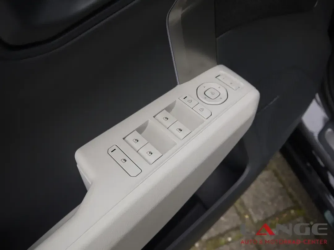 Kia EV3 81.4 kWh GT-Line - Thumbnail 13