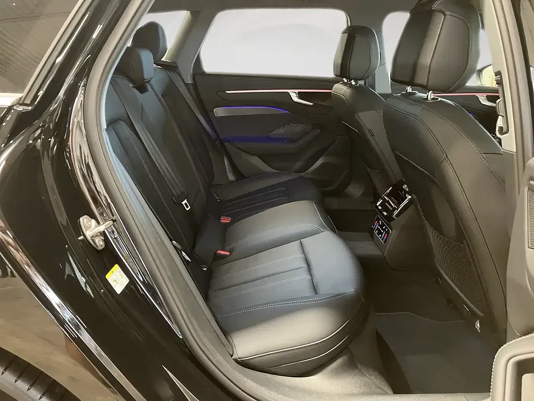 Audi A6 TFSI S tronic Avant - Thumbnail 9