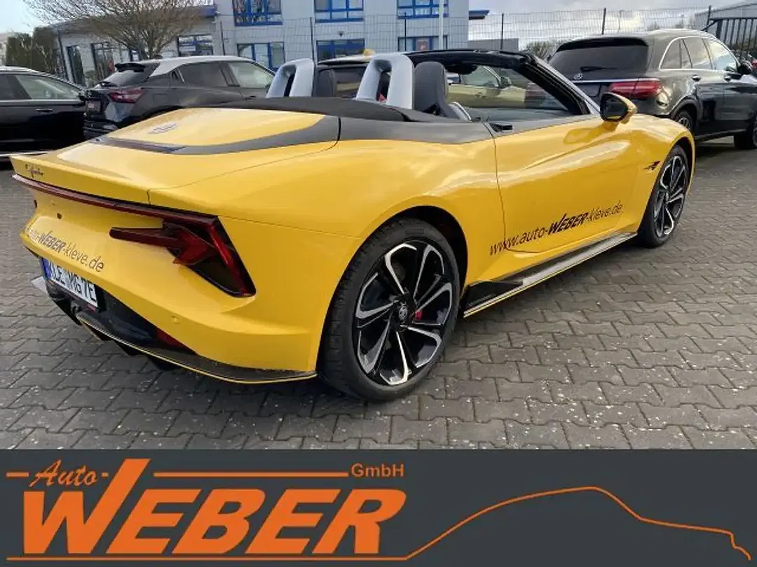 MG Cyberster AWD Xpower - Thumbnail 11