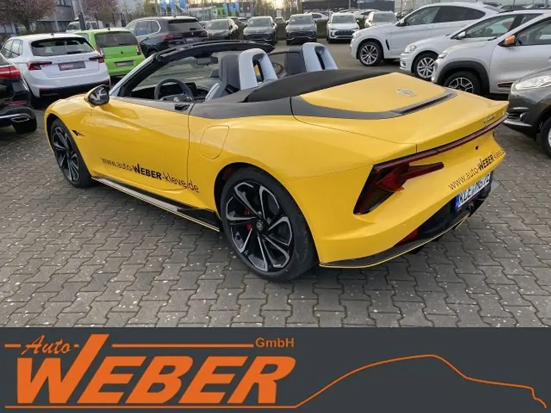 MG Cyberster AWD Xpower - Thumbnail 14