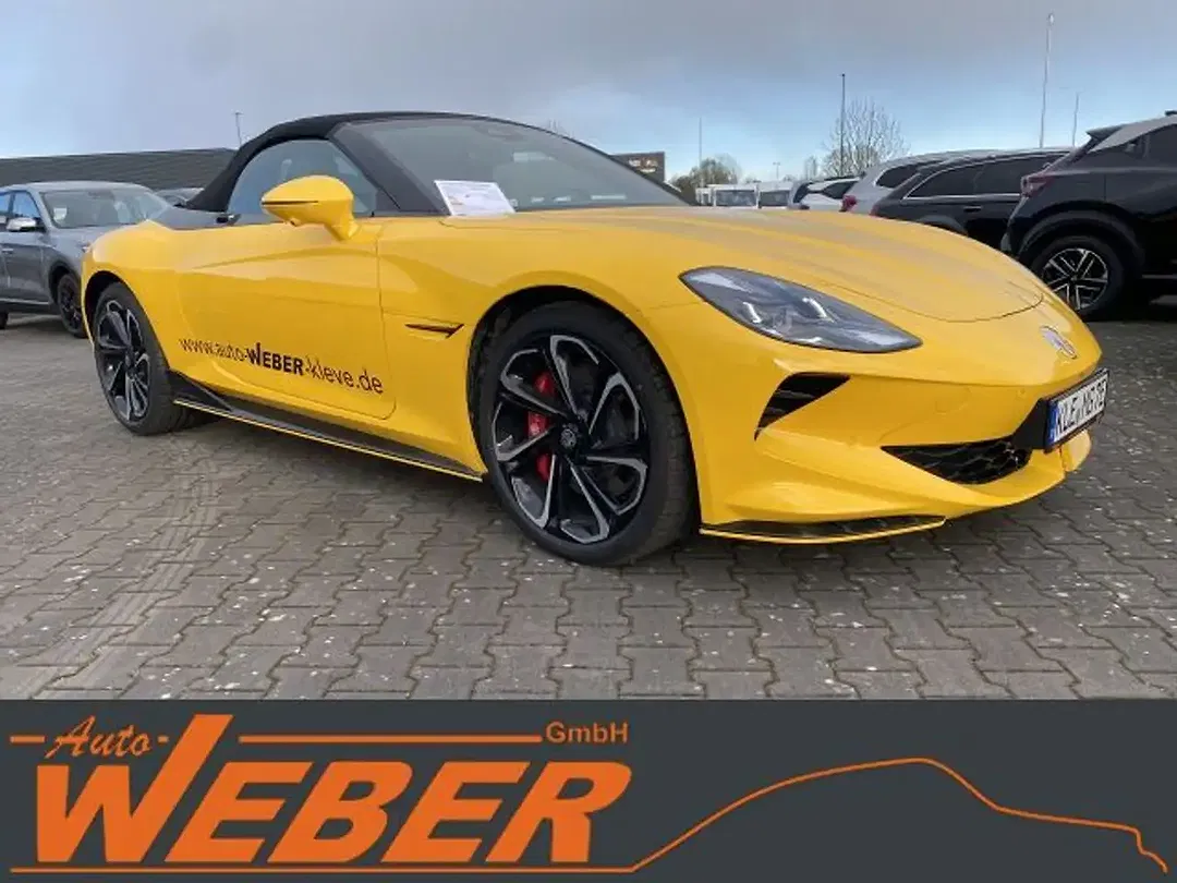MG Cyberster AWD Xpower - Thumbnail 3