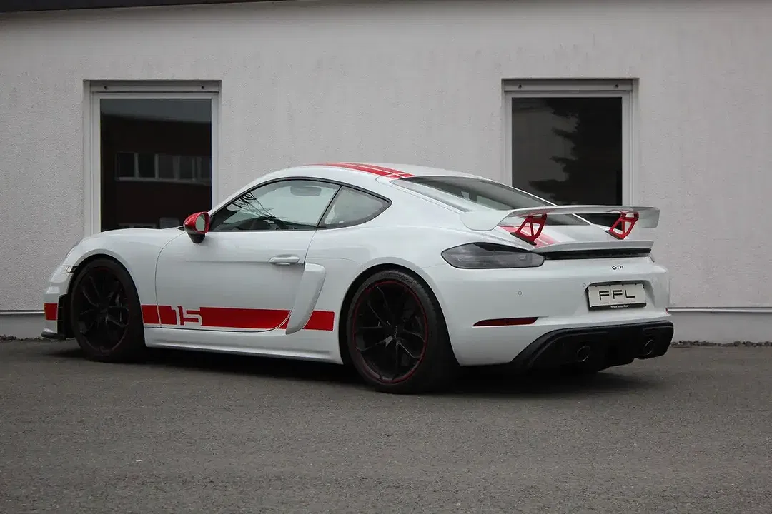 Porsche Cayman Edition - Thumbnail 3