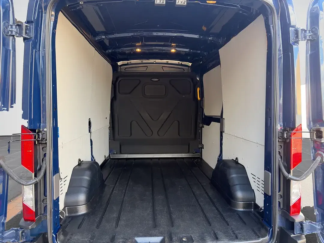 Ford Transit 350 L2H2 - Thumbnail 6