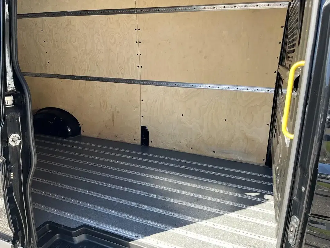 Volkswagen Crafter TDI - Thumbnail 12