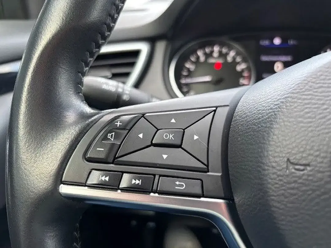 Nissan Qashqai 1.3 - Thumbnail 13