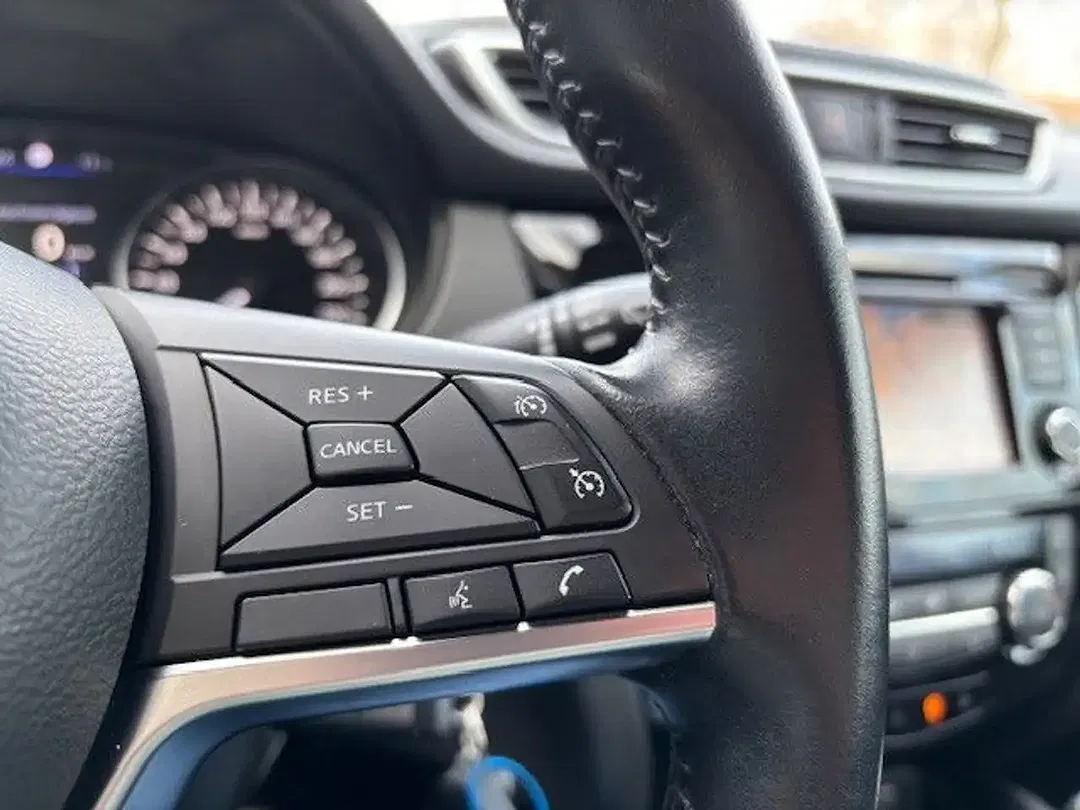 Nissan Qashqai 1.3 - Thumbnail 14