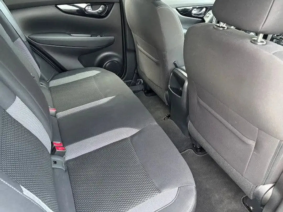 Nissan Qashqai 1.3 - Thumbnail 8