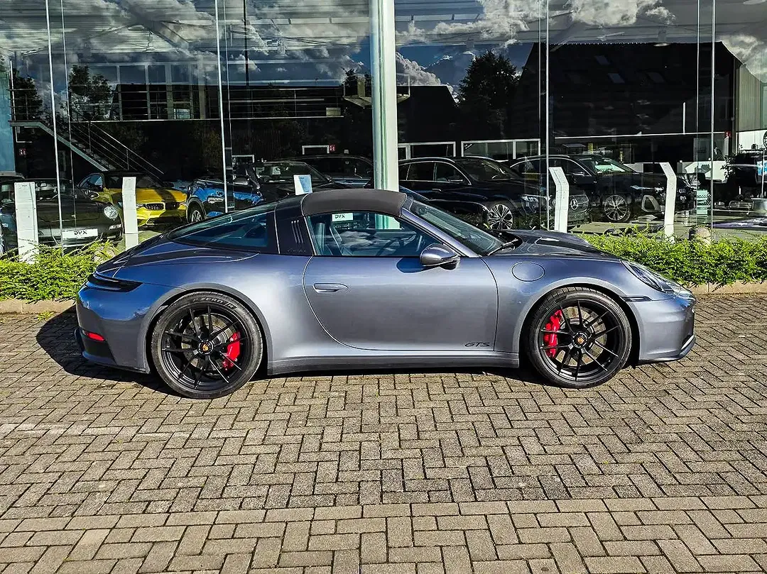 Porsche 911 Sport Chrono Targa 4 GTS Plus - foto 2