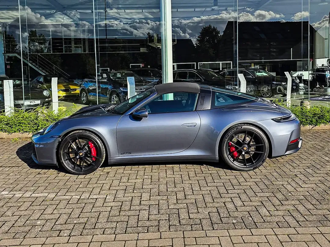 Porsche 911 Sport Chrono Targa 4 GTS Plus - Thumbnail 9
