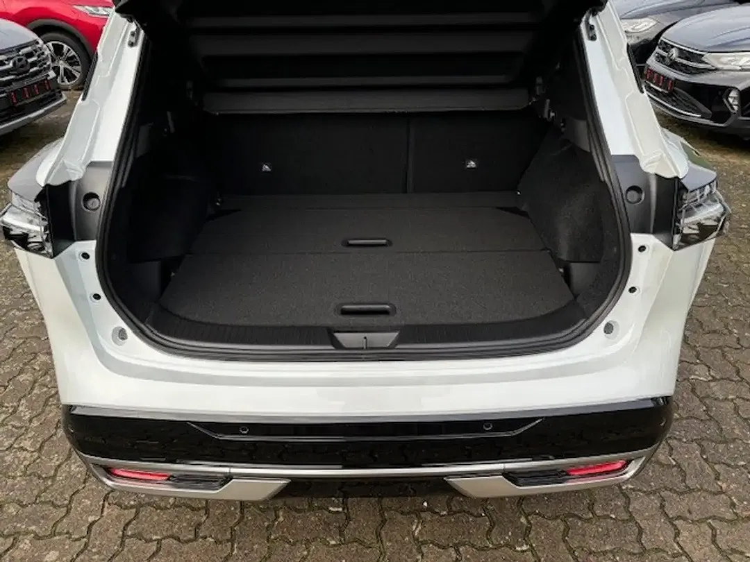 Nissan Qashqai 1.3 DIG-T Xtronic Tekna+ - Thumbnail 4