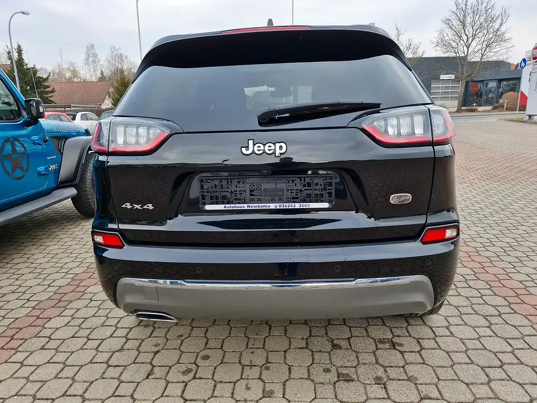 Jeep Cherokee 4x4 Overland - Thumbnail 9