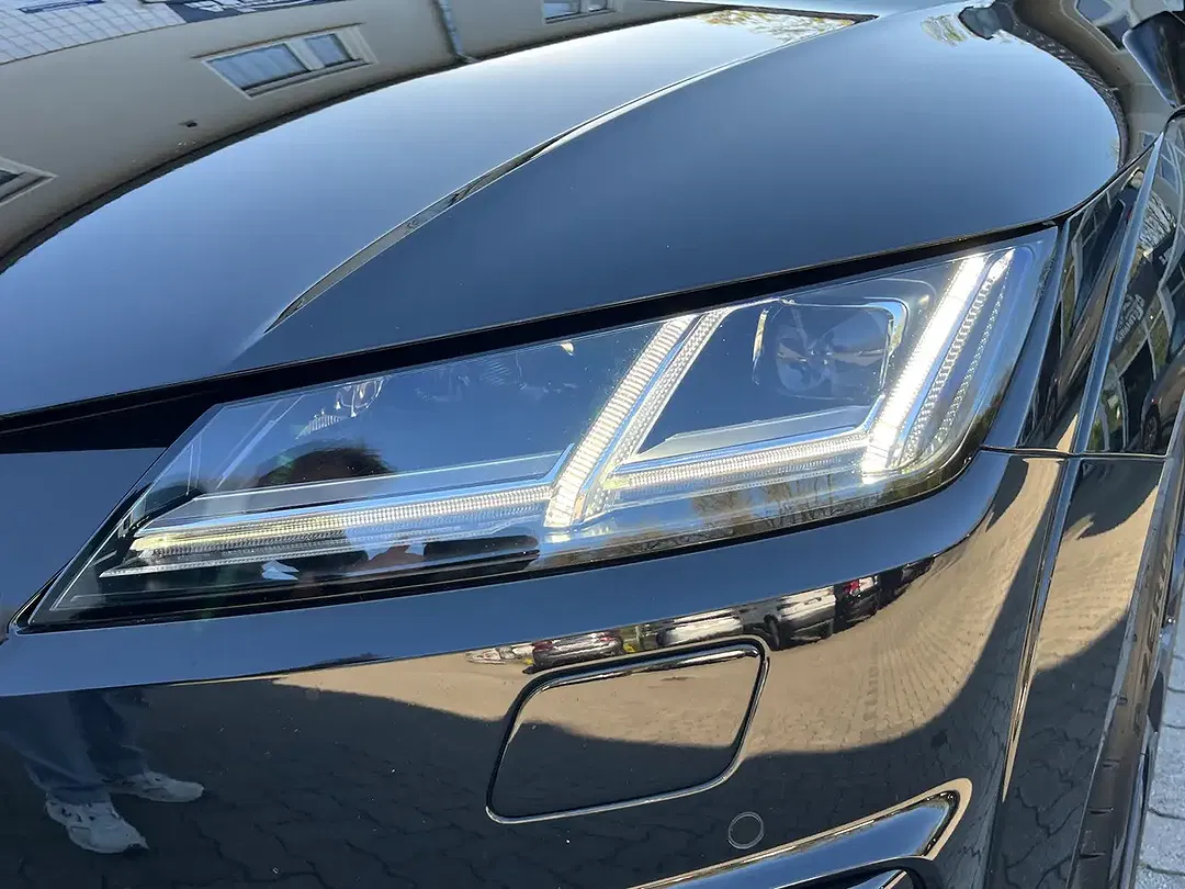 Audi TTS competition Matrix LED Roadster - Thumbnail 10