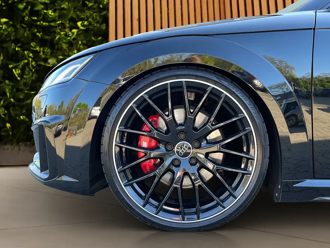Audi TTS competition Matrix LED Roadster - Thumbnail 8