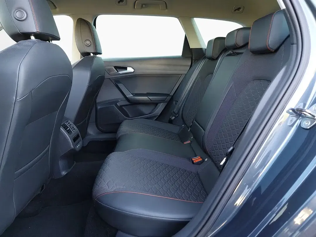 SEAT Leon 1.0 eTSI FR - Thumbnail 10