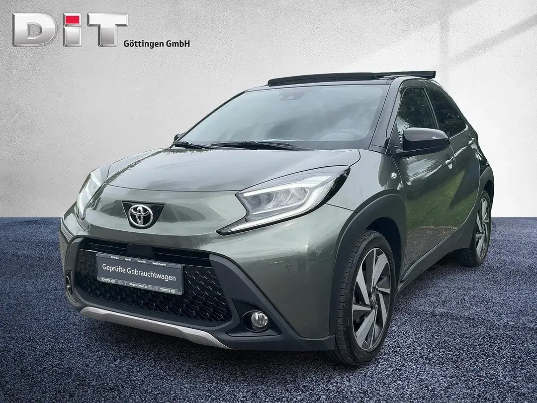 Toyota Aygo X Air - Thumbnail 1
