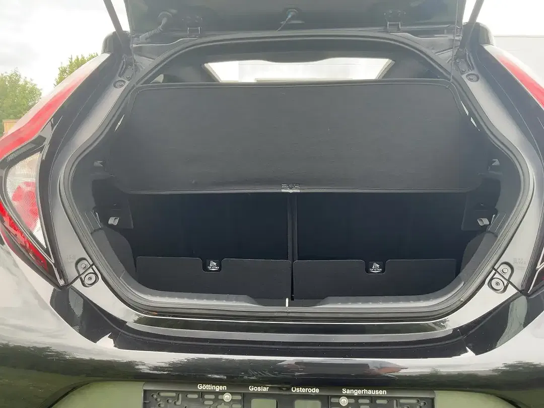 Toyota Aygo X Air - Thumbnail 8
