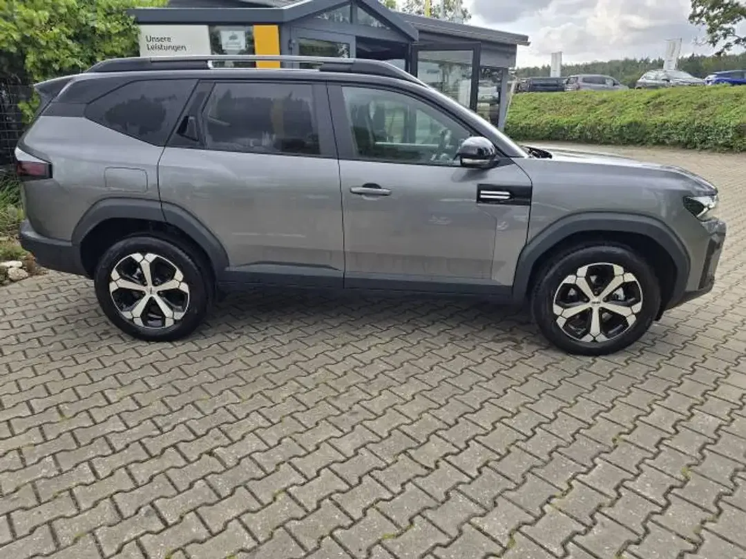 Dacia Bigster Hybrid Journey - Thumbnail 14