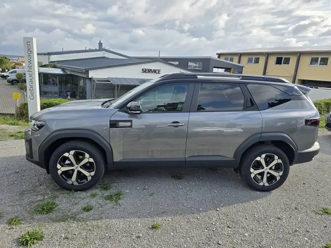 Dacia Bigster Hybrid Journey - Thumbnail 3