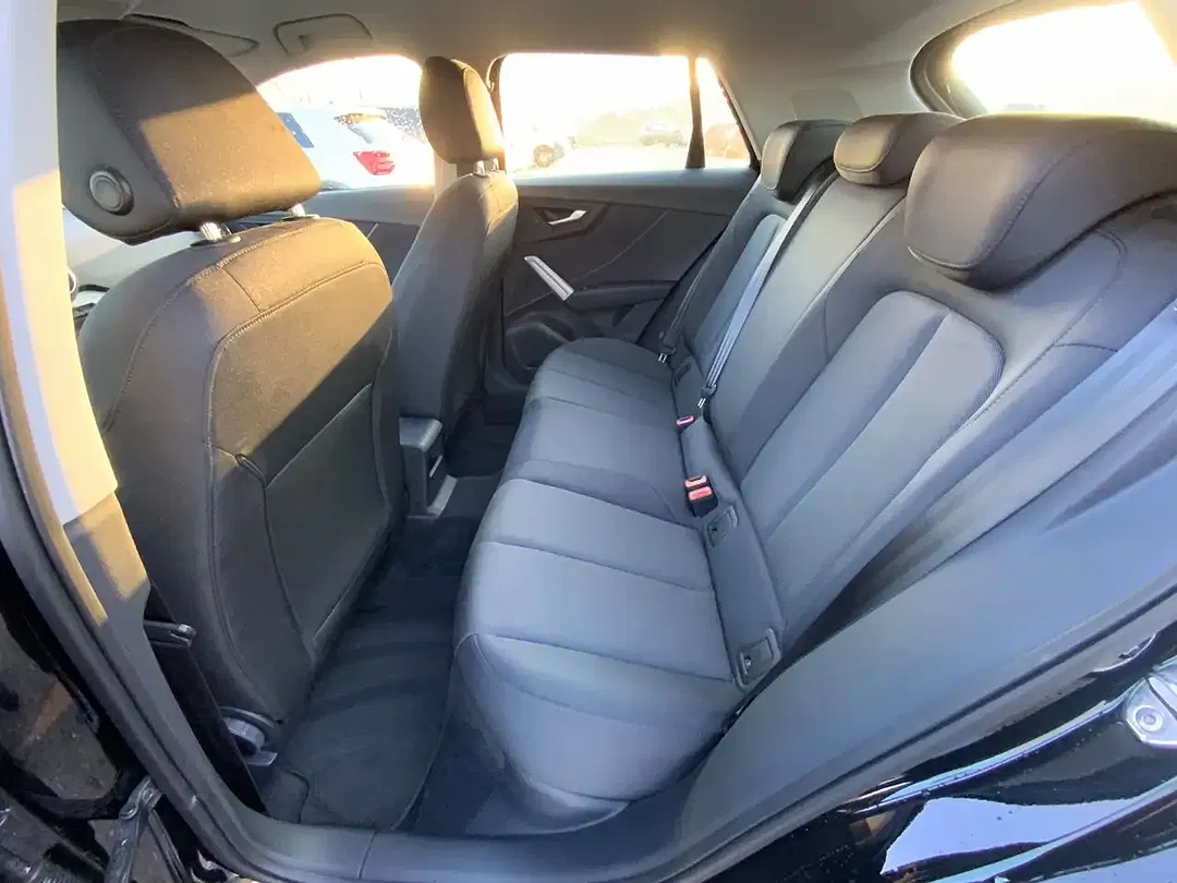 Audi Q2 30 TFSI Base - Thumbnail 10