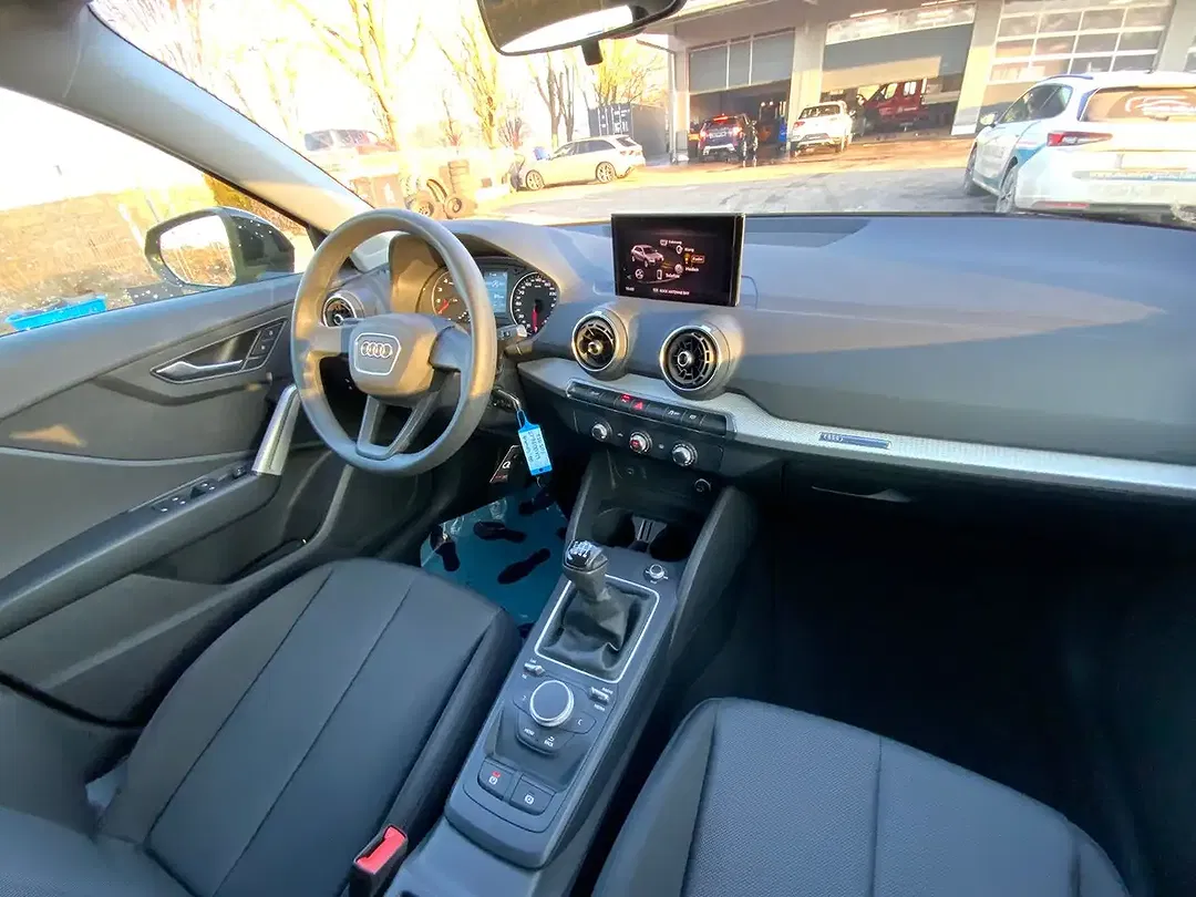 Audi Q2 30 TFSI Base - Thumbnail 14