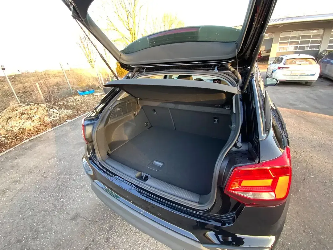 Audi Q2 30 TFSI Base - Thumbnail 7